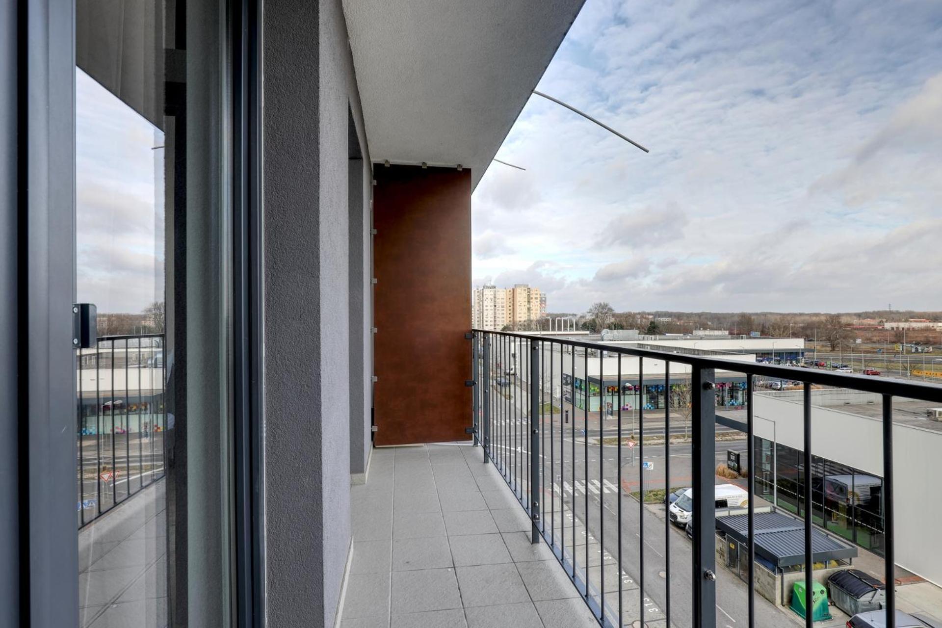 Star Cozy Apartment In A Modern Neighborhood ブラチスラヴァ エクステリア 写真